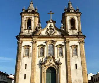 Descubra a História da Catedral de Sant’Ana na Cidade de Goiás Descubra a História da Catedral de Sant'Ana na Cidade de Goiás