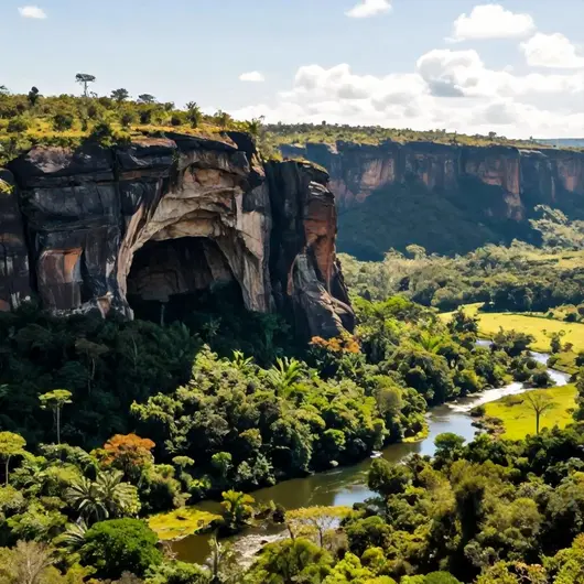 Descubra o Parque Estadual de Terra Ronca Descubra o Parque Estadual de Terra Ronca
