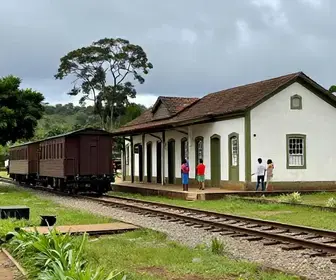 Descubra o Patrimônio Ferroviário de Silvânia, Goiás Descubra o Patrimônio Ferroviário de Silvânia, Goiás