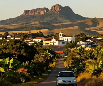 É necessário alugar um carro para explorar Goiás? É necessário alugar um carro para explorar Goiás?