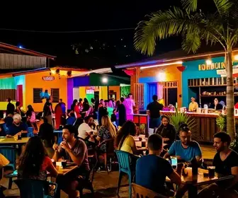 Explorando a Vida Noturna em Rio Quente: Dicas e Atrações Explorando a Vida Noturna em Rio Quente: Dicas e Atrações