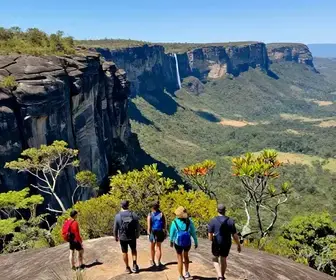 Explore a Trilha dos Saltos na Chapada dos Veadeiros: Uma Aventura Inesquecível Explore a Trilha dos Saltos na Chapada dos Veadeiros: Uma Aventura Inesquecível