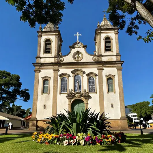 Imaculado Coração de Maria: Um Refúgio de Paz Imaculado Coração de Maria: Um Refúgio de Paz
