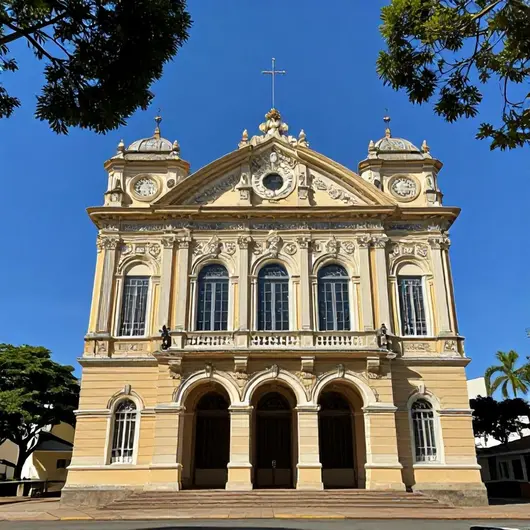 OBRAS E PATRIMÔNIO HISTÓRICO