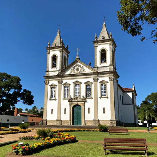 Paróquia Nossa Senhora das Graças e São Maximiliano Maria Kolbe Paróquia Nossa Senhora das Graças e São Maximiliano Maria Kolbe
